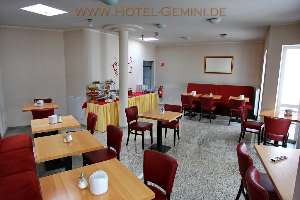 Hotel Gemini Дюселдорф Екстериор снимка