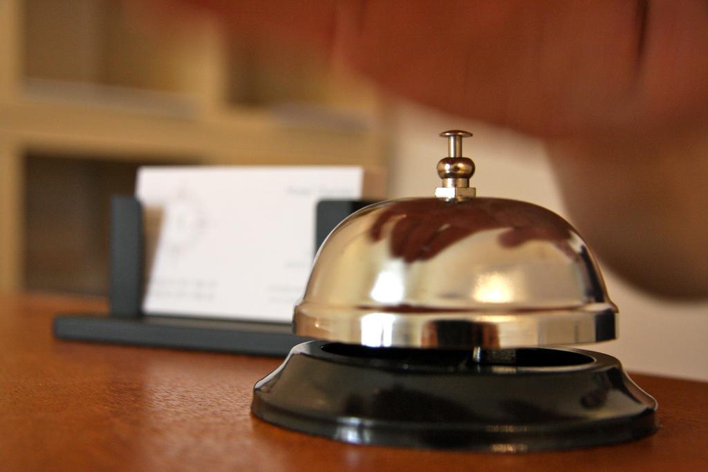 Hotel Gemini Дюселдорф Екстериор снимка